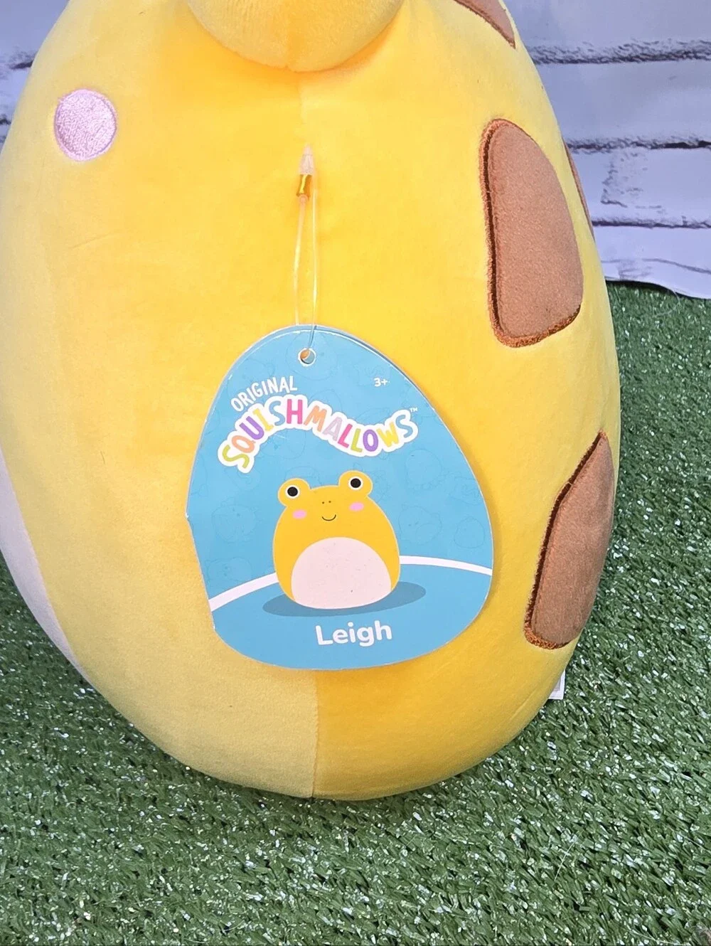 Squishmallow Leigh The Yellow Frog 12in Plush